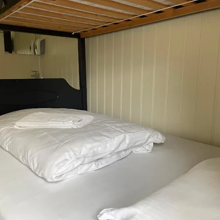 ホテル Jondal Hotel