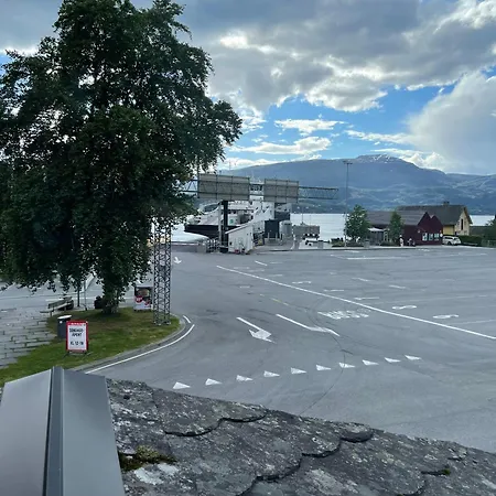 Jondal Hotel ホテル ユンダル