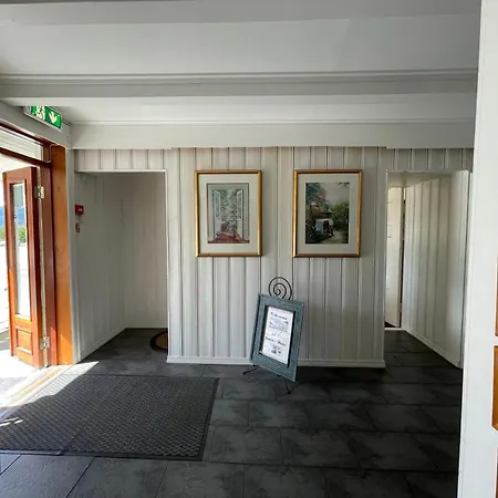 Jondal Hotel