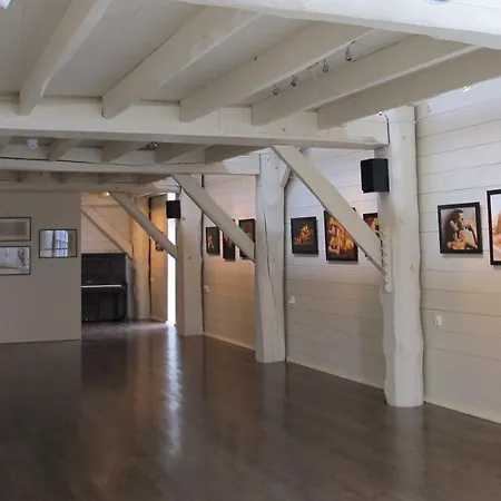 ホテル Jondal Hotel