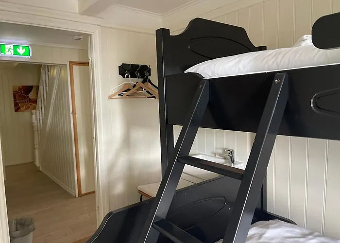 Hotel Jondal Bed & Breakfast 3*