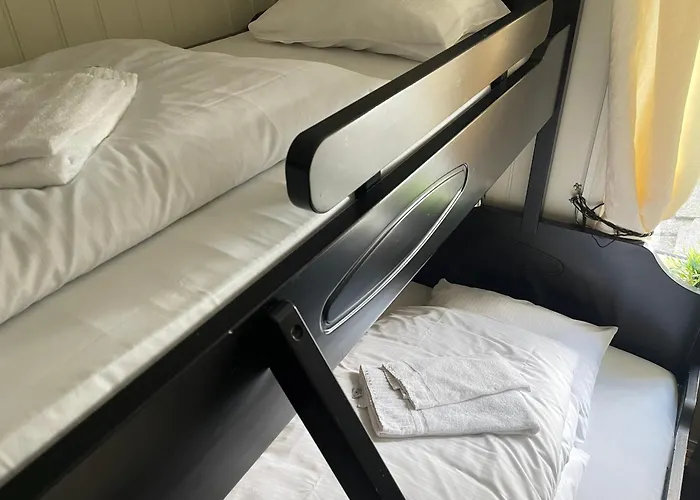 Bed & Breakfast Hotel Jondal 3*