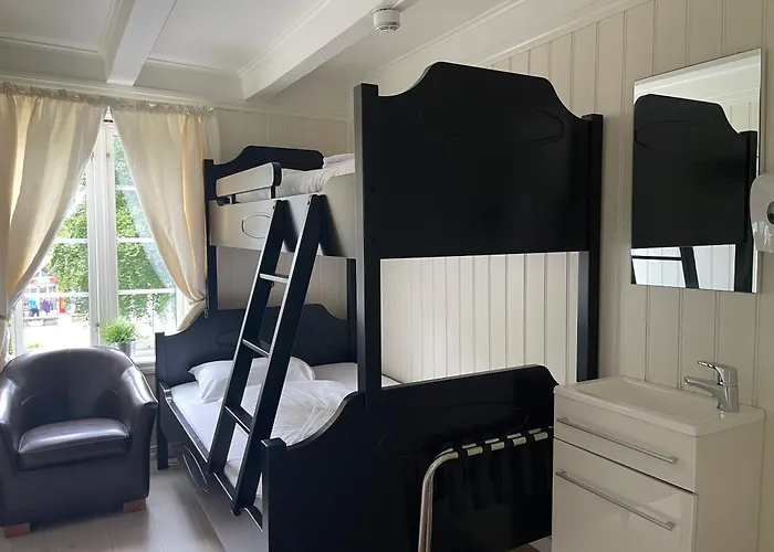 Bed & Breakfast Hotel Jondal 3*