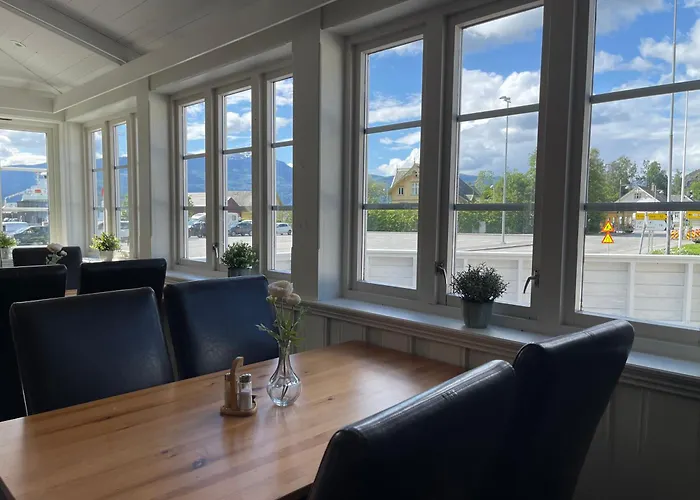 Hotel Jondal Bed & Breakfast 3*