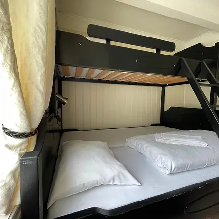 Jondal Hotel ホテル