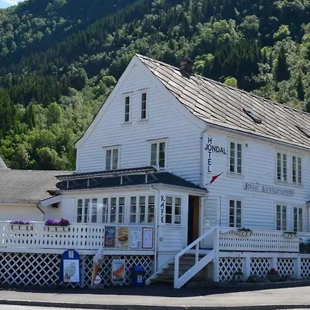 ホテル Jondal Hotel